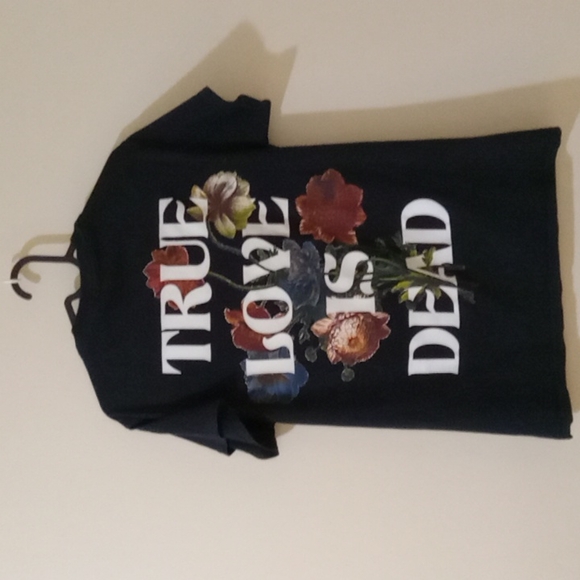 Fashion Nova men t-shirt - Picture 3 of 3